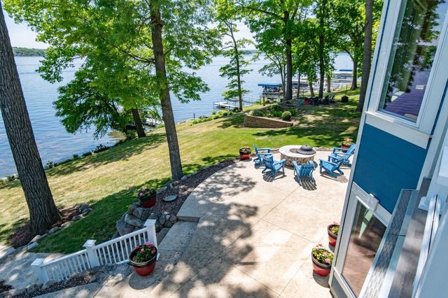 N37W26675 Kopmeier DRIVE, Pewaukee, WI 53072