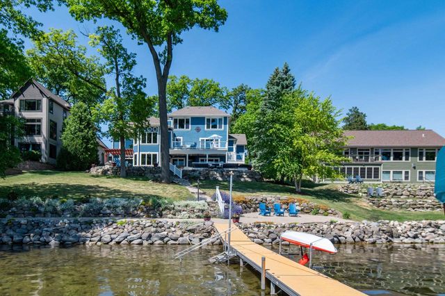 N37W26675 Kopmeier DRIVE, Pewaukee, WI 53072