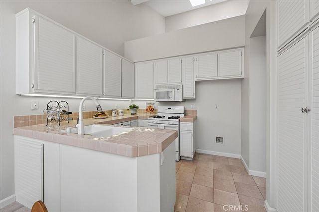 14 Gullwing, Laguna Niguel, CA 92677