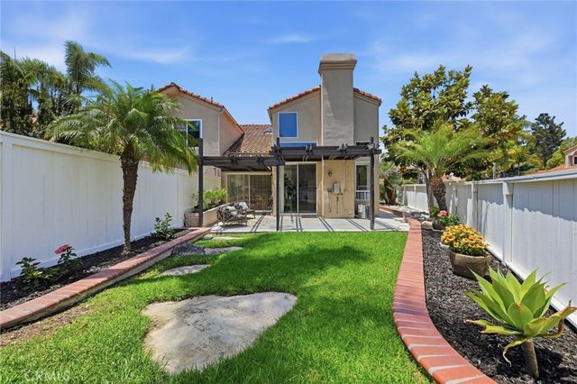 14 Gullwing, Laguna Niguel, CA 92677