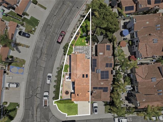 14 Gullwing, Laguna Niguel, CA 92677