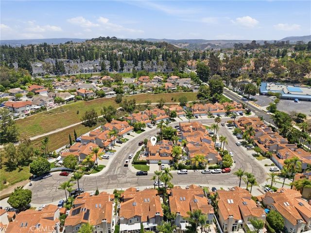 14 Gullwing, Laguna Niguel, CA 92677