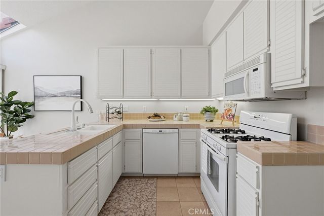 14 Gullwing, Laguna Niguel, CA 92677