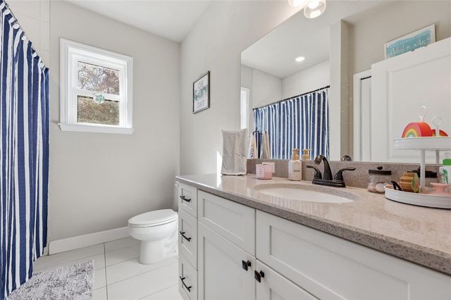 8920 NE 8TH PLACE, High Springs, FL 32643