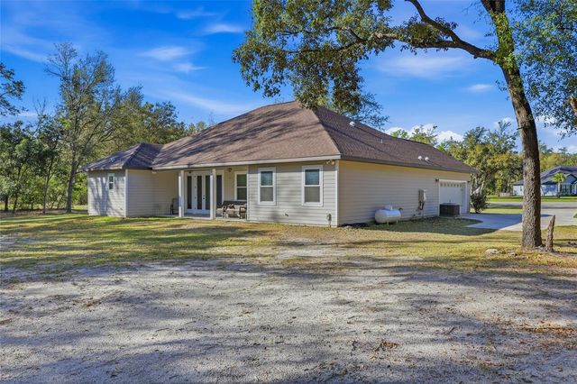 8920 NE 8TH PLACE, High Springs, FL 32643