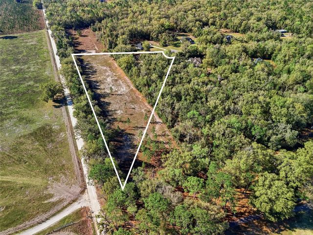 8920 NE 8TH PLACE, High Springs, FL 32643