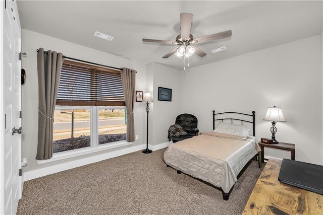 921 S Green Heron Lane, Siloam Springs, AR 72761