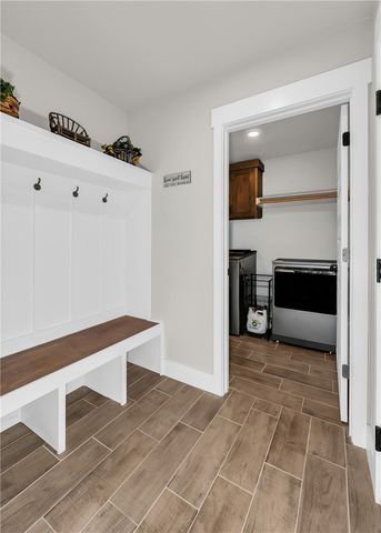 921 S Green Heron Lane, Siloam Springs, AR 72761