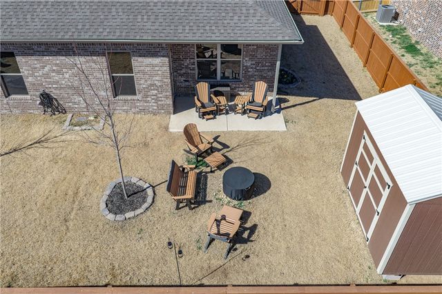 921 S Green Heron Lane, Siloam Springs, AR 72761