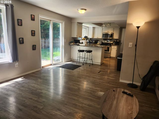 6307 Ne WILDING Rd, Vancouver, WA 98686