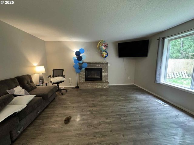 6307 Ne WILDING Rd, Vancouver, WA 98686