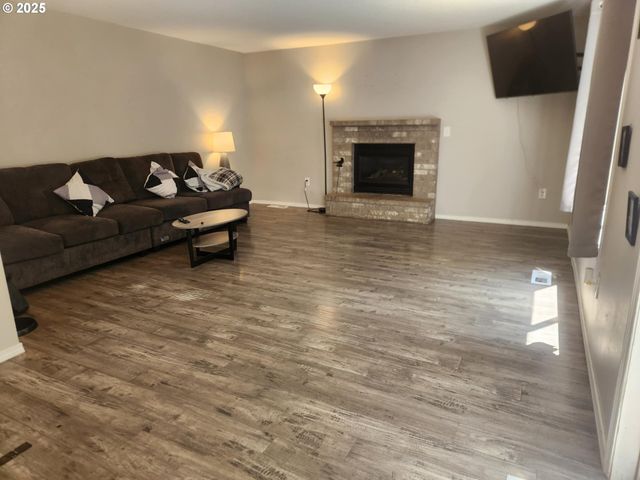 6307 Ne WILDING Rd, Vancouver, WA 98686