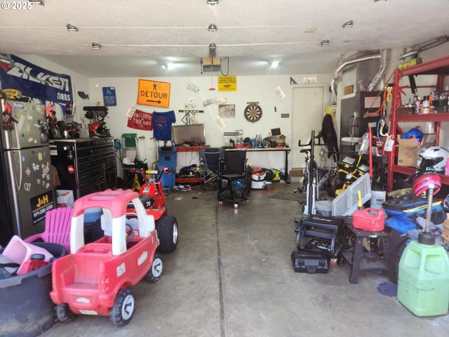 6307 Ne WILDING Rd, Vancouver, WA 98686