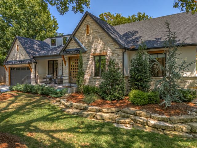 3215 S Troost Avenue, Tulsa, OK 74105
