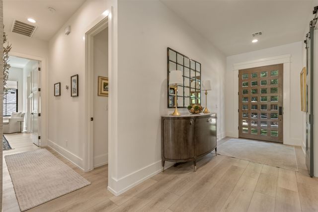 3215 S Troost Avenue, Tulsa, OK 74105
