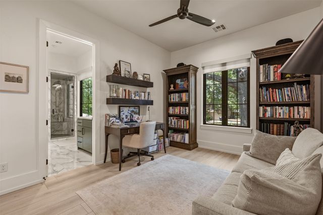 3215 S Troost Avenue, Tulsa, OK 74105