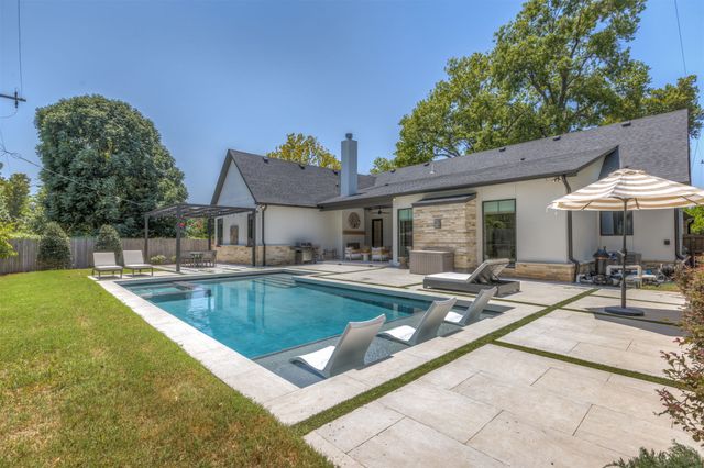 3215 S Troost Avenue, Tulsa, OK 74105