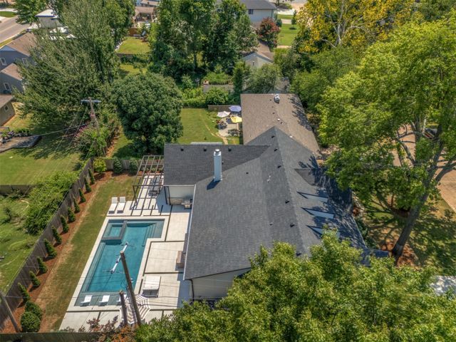 3215 S Troost Avenue, Tulsa, OK 74105