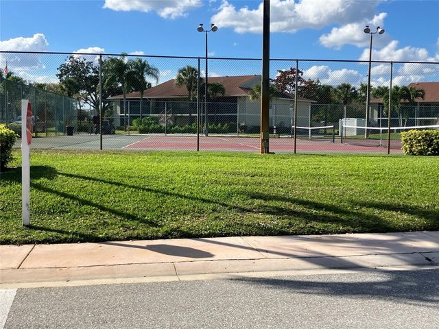 6500 Chasewood Drive A, Jupiter, FL 33458