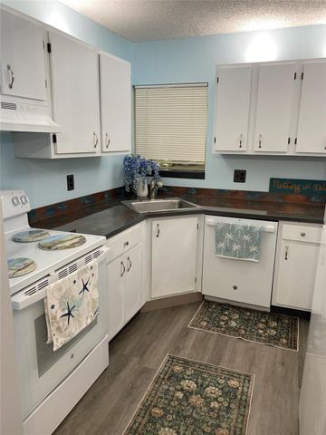 6500 Chasewood Drive A, Jupiter, FL 33458