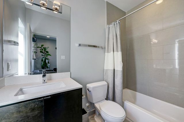 1401 Fairview Avenue A, Houston, TX 77006