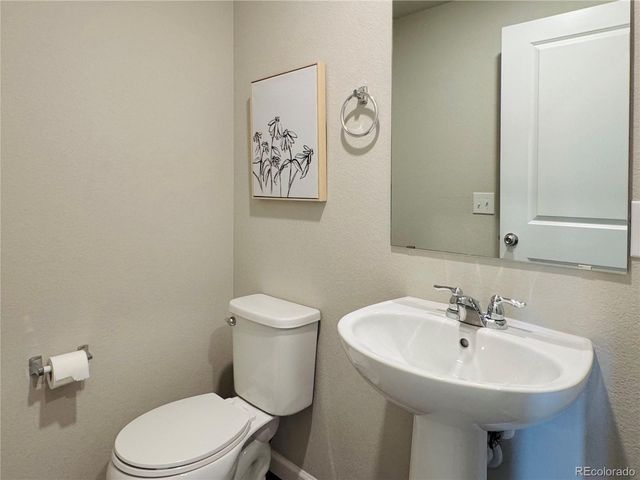 1070 Oak Circle, Denver, CO 80215