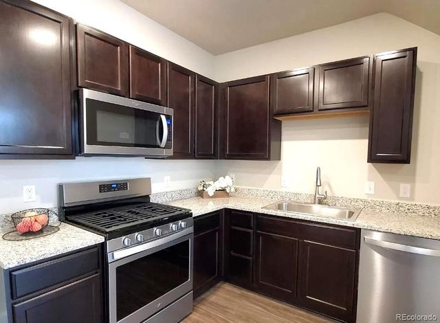 1070 Oak Circle, Denver, CO 80215