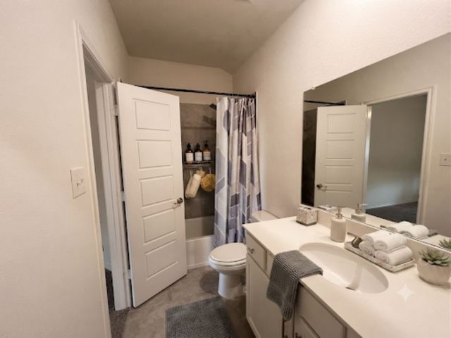 2434 Klamath Drive, Lewisville, TX 75056