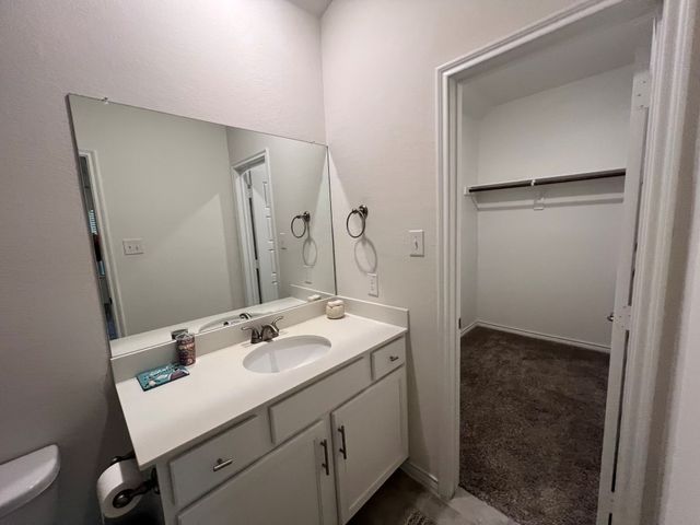 2434 Klamath Drive, Lewisville, TX 75056