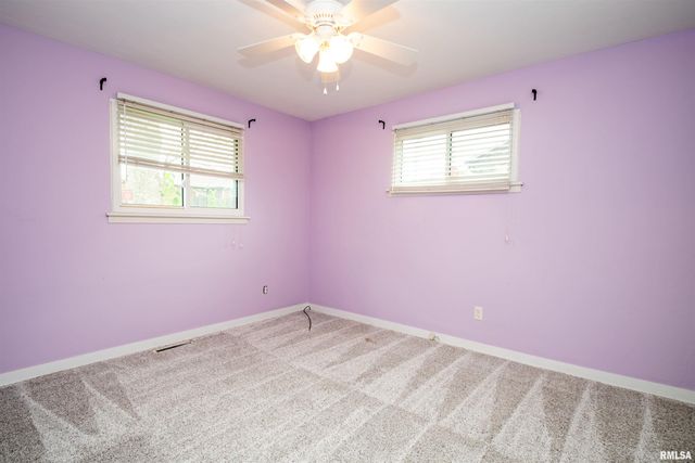 1815 W LAMONT Avenue, Peoria, IL 61614