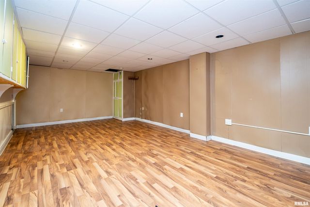 1815 W LAMONT Avenue, Peoria, IL 61614