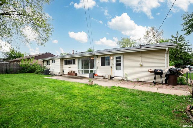 1815 W LAMONT Avenue, Peoria, IL 61614
