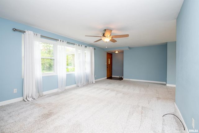 1815 W LAMONT Avenue, Peoria, IL 61614