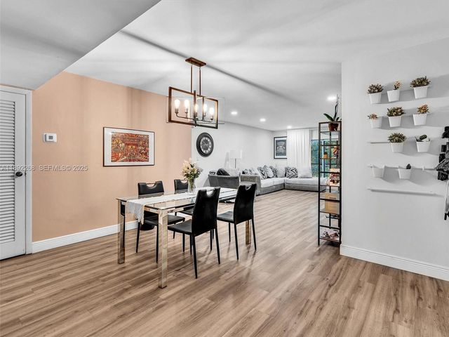 6061 N Falls Cir Drive 407, Lauderhill, FL 33319