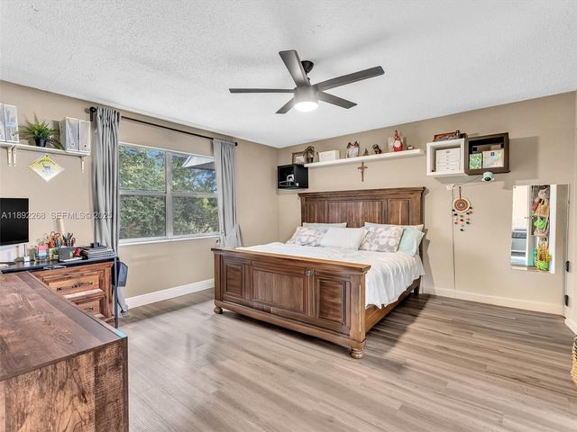 6061 N Falls Cir Drive 407, Lauderhill, FL 33319
