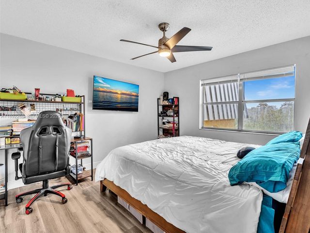 6061 N Falls Cir Drive 407, Lauderhill, FL 33319