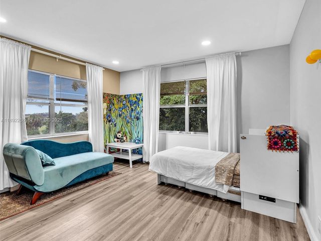6061 N Falls Cir Drive 407, Lauderhill, FL 33319