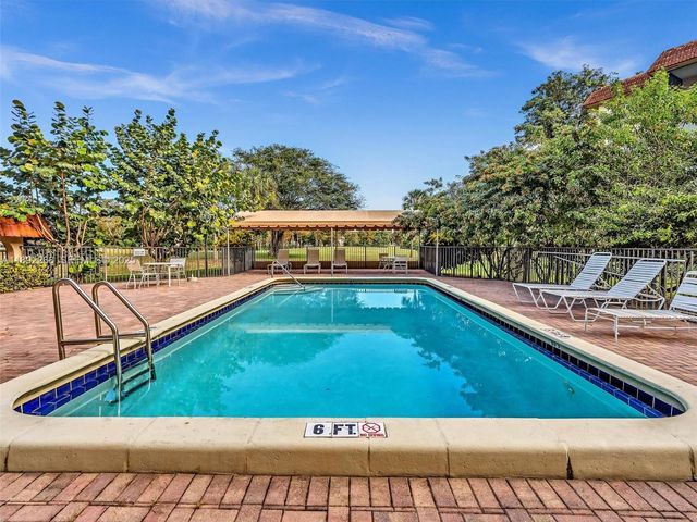 6061 N Falls Cir Drive 407, Lauderhill, FL 33319