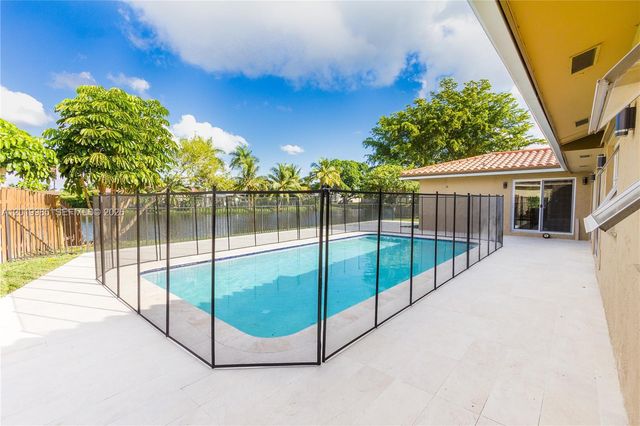 16641 Royal Poinciana Drive, Weston, FL 33326