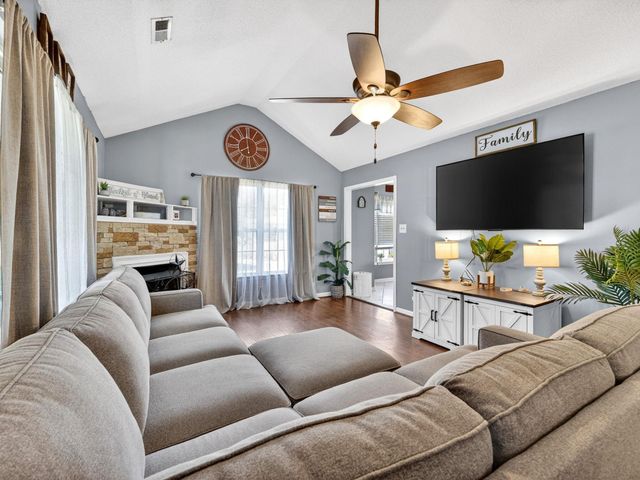 531 Plantation Creek Drive, Boiling Springs, SC 29316