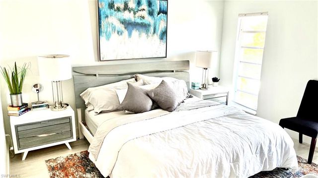 High Point Cir High Point CIR W # 304, Naples, FL 34103