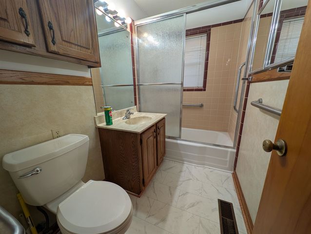 3022 S Hiram Ave, Wichita, KS 67217