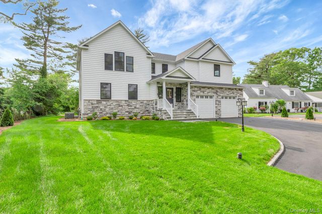 223 Townline Road, Commack, NY 11725