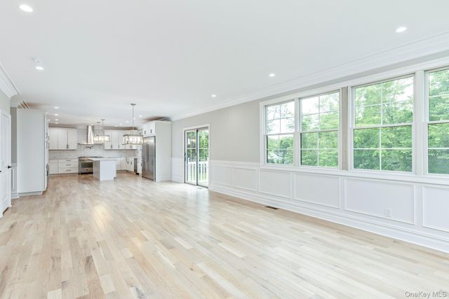 223 Townline Road, Commack, NY 11725