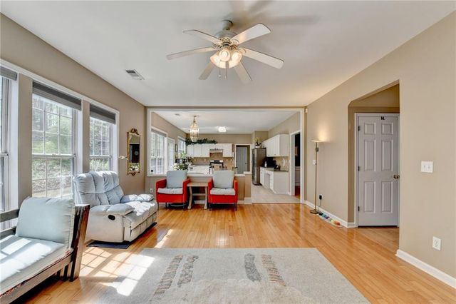 5066 Wellisford Court, Suwanee, GA 30024