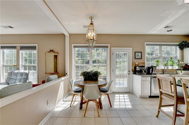 5066 Wellisford Court, Suwanee, GA 30024