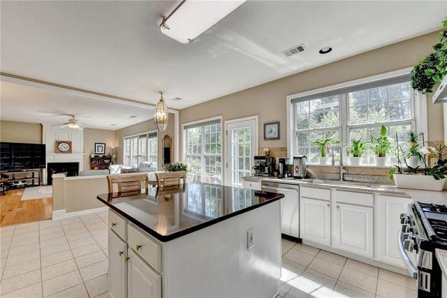 5066 Wellisford Court, Suwanee, GA 30024