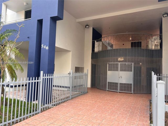 546 SW 1st Street 611, Miami, FL 33130