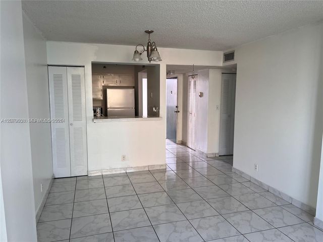 546 SW 1st Street 611, Miami, FL 33130