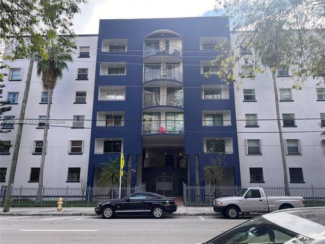 546 SW 1st Street 611, Miami, FL 33130